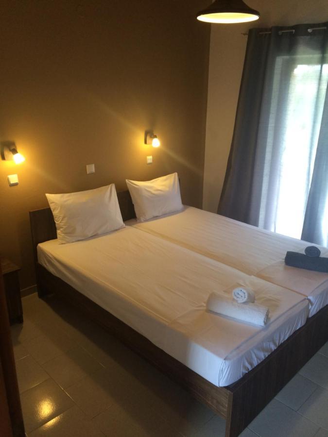 Avra Beach Apartments Λευκίμμη Εξωτερικό φωτογραφία