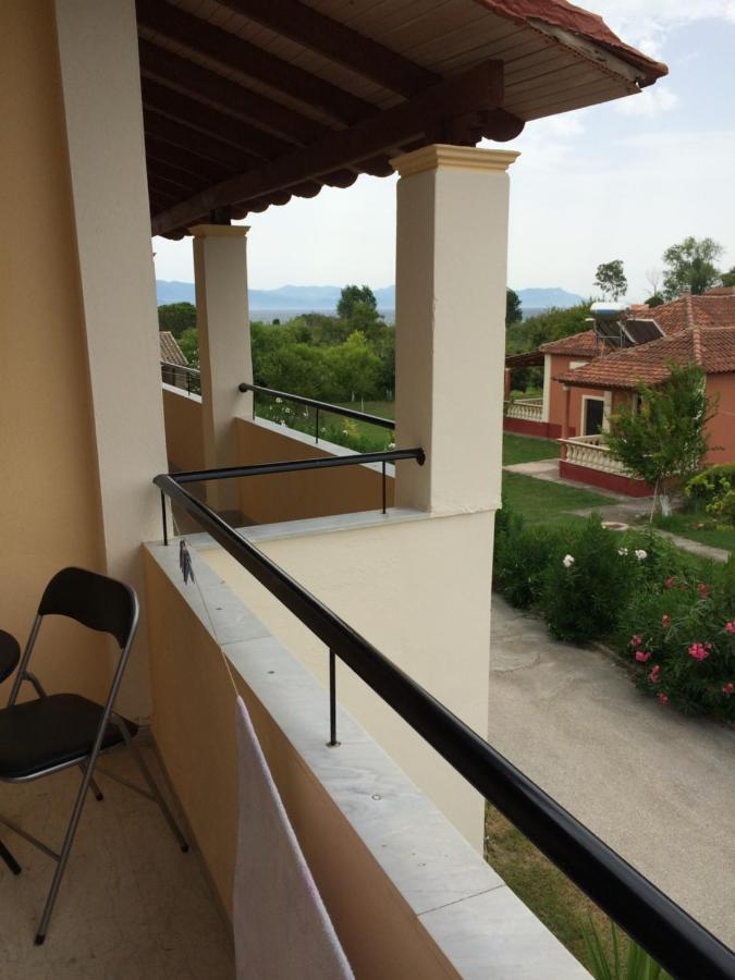Avra Beach Apartments Λευκίμμη Εξωτερικό φωτογραφία